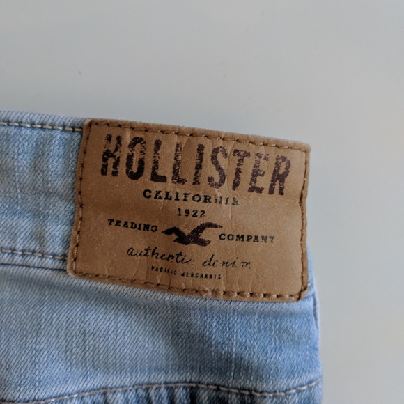 Hollister Super Skinny High Rise - Picture 2 of 3